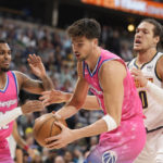 Jokic scores 43 as Nuggets down ex-mates, Wizards 141-128