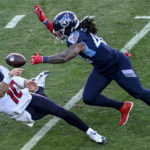 Texans snap 9-game skid by beating skidding Titans 19-14