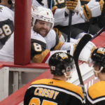 Guentzel, Kapanen fuel rally as Penguins slip by Vegas 4-3
