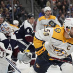 Rantanen, Newhook goals lift Avs over Predators, 3-1