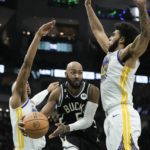 Antetokounmpo scores 30, Bucks extend Warriors' road woes