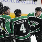 Stars' Robertson has hat trick, extends points streak to 17