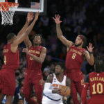 Knicks snap 5-game home losing streak in win over Cavaliers