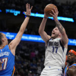 Doncic scores 38, Dinwiddie 20 as Mavs beat Thunder 121-114