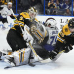 Hedman lifts Lightning over Bruins for 11th straight at home