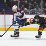 Rantanen leads Avalanche to 4-1 win over Canucks