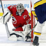 Saros stops record 64 shots as Predators beat Hurricanes