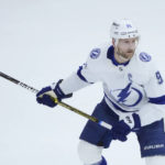 Killorn, Hagel help Lightning beat lowly Blackhawks 4-1
