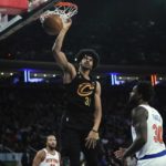 Randle has 36, 8 3s as Knicks stop Mitchell, Cavs 105-103