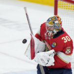 Tkachuk's hat trick lifts Panthers over Coyotes 5-3