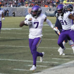 Cousins dominates first half as Vikings beat Bears 29-13