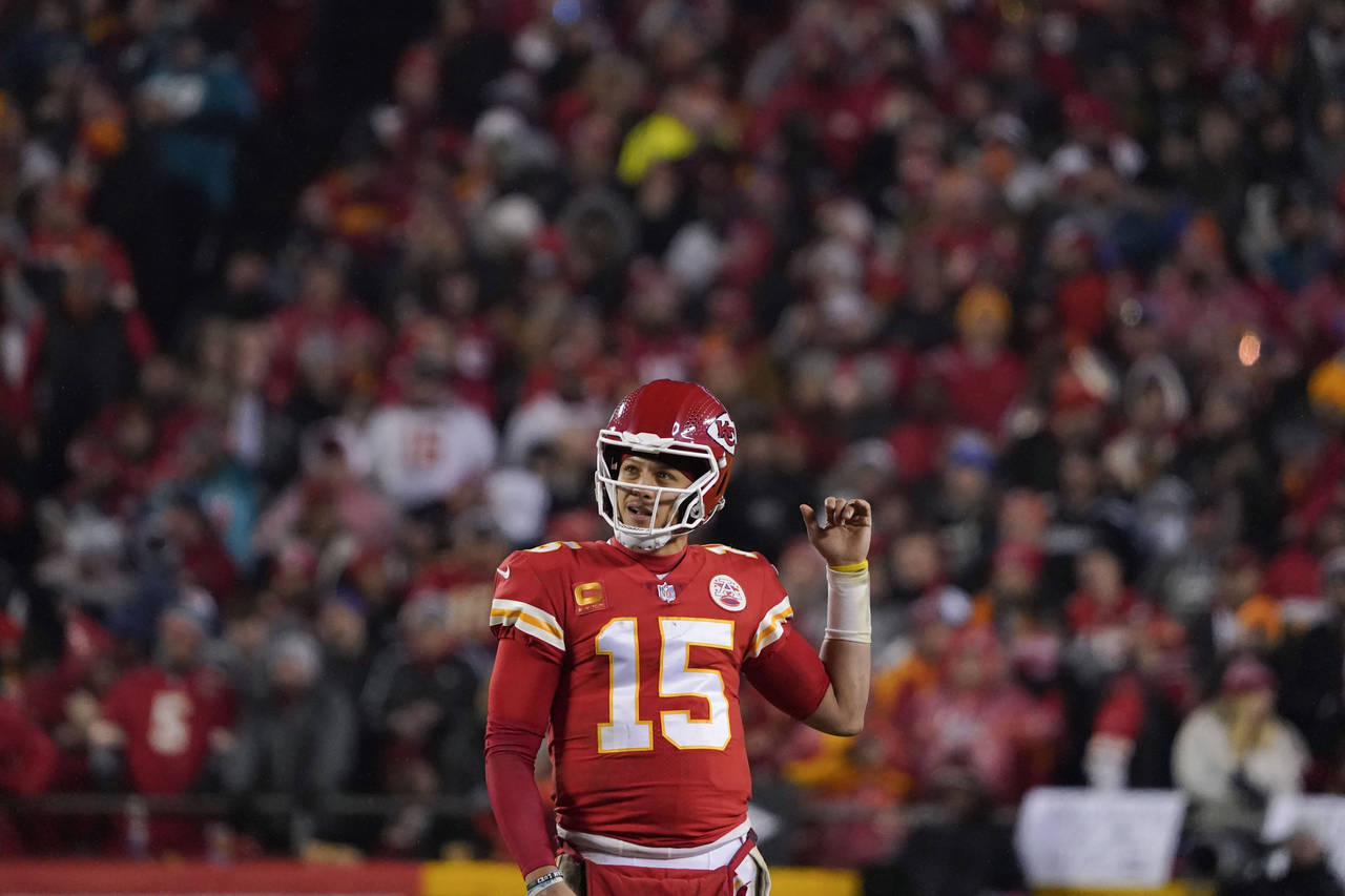 Kansas City Chiefs quarterback Patrick Mahomes (15) watches a replay during the second half of an N...