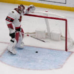 Binnington makes 31 saves, Blues hold off Senators 2-1