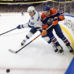 Hyman scores twice as streaking Oilers beat Lightning 5-3