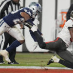 Prescott outshines Brady, Cowboys dominate Buccaneers 31-14