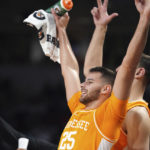 Houston back at No. 1, Kansas State jumps to 11th in AP poll