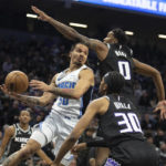 Harrison Barnes scores 30, Kings blowout Magic 136-111