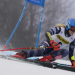 Shiffrin 5th in 1st run as she chases Vonn's wins record