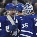 Matthews, Samsonov lead Maple Leafs past Jets, 4-1