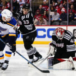 Binnington makes 36 saves, Blues edge Devils 5-3