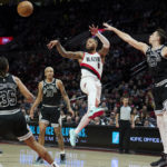 Lillard scores 37, Blazers beat Spurs 147-127 to stop skid