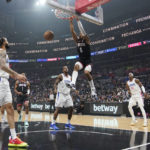 Mann, Leonard lead Clippers over last-place Rockets 121-100