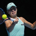 Linette keeps getting better; into Australian Open semis