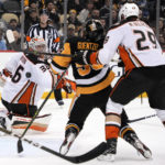 Guentzel's OT winner lifts Penguins past lowly Ducks 4-3