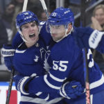 Matthews, Samsonov lead Maple Leafs past Jets, 4-1