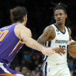 Paul returns, Suns hold on for 112-110 win over Grizzlies