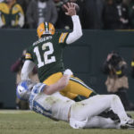 Rodgers, Packers lose 20-16 to Lions, miss playoffs
