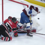 Raddysh scores in third as Blackhawks beat Avalanche 3-2