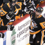 Guentzel's OT winner lifts Penguins past lowly Ducks 4-3