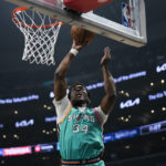 Clippers extend win streak to 4 with 138-100 rout of Spurs