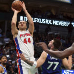 Doncic scores 53 in return, Mavericks beat Pistons 111-105