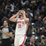 Sabonis has triple-double, Kings rout skidding Rockets