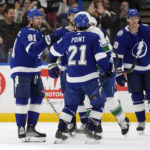 Stamkos scores 499th goal, Lightning beat Canucks 5-4