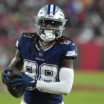 Prescott outshines Brady, Cowboys dominate Buccaneers 31-14