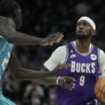 Rozier, record 1st quarter lead Hornets past Bucks 138-109