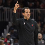 Murray's 28 help hot-shooting Hawks hold off Heat, 121-113