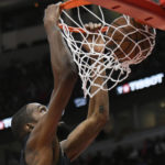Durant scores 44, but Bulls snap Nets' 12-game win streak