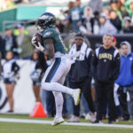 Saints win 20-10 in Philly, deny Eagles top spot in NFC