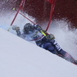 Shiffrin 5th in 1st run as she chases Vonn's wins record