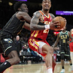 Rozier caps 19-point rally, Hornets end Hawks' 5-game streak