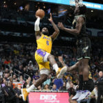 James pours in 43 as Lakers hold off Hornets, 121-115