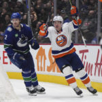 Barzal, Pageau send Islanders to 6-2 win over Canucks