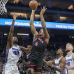 Pascal Siakam scores 26, Raptors top Pacific-leading Kings