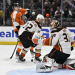 Konecny, Farabee lead Flyers to 4-1 win over Ducks