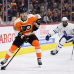 Tavares, Marner lead Maple Leafs to 6-2 win over Flyers