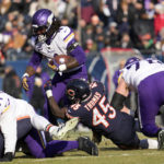 Cousins dominates first half as Vikings beat Bears 29-13